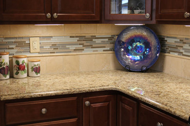 Elegant kitchen photo in Atlanta