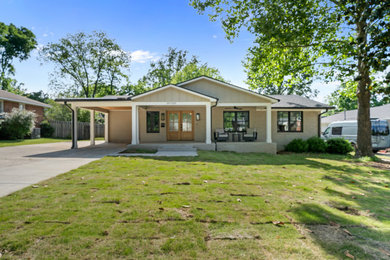 Exterior home idea in Other