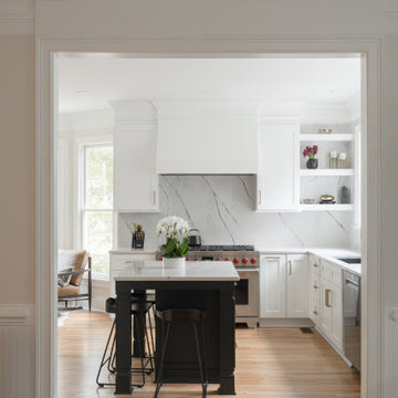 PEACHTREE CITY Clean and Modern Kitchen