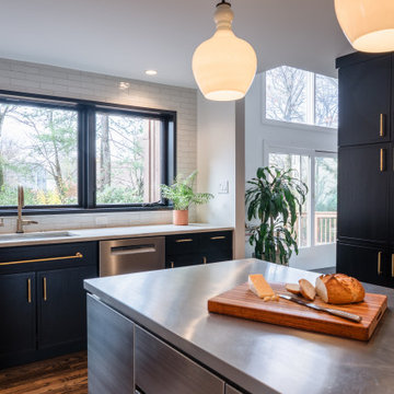 Custom Contemporary Kitchen Remodel