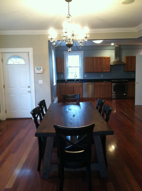 What size dining room table