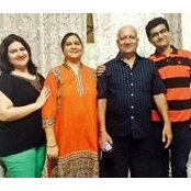 Sush Khanna's photo