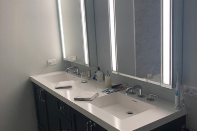 Inspiration for a bathroom remodel in Chicago