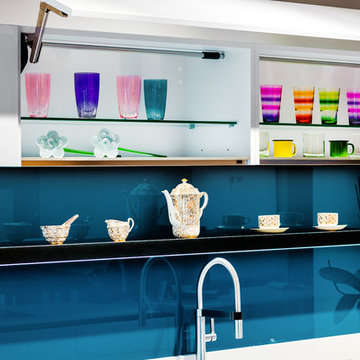 White High Gloss Lacquer Kitchen