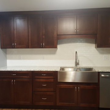 Shaker Cabinets with Stainless Farmhouse Sink