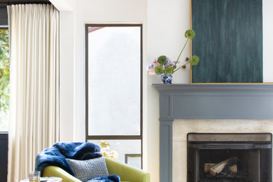 Trendy living room photo in San Francisco