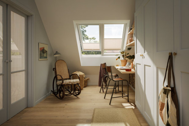 Traditional Home Office by VELUX