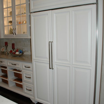 Kitchen Cabinet Refinishing - Villanova, Pa.