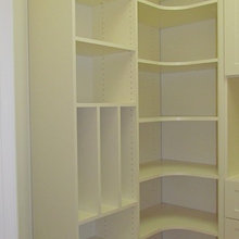 cabin bedroom closet