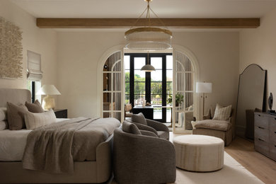 Inspiration for a transitional bedroom remodel in Orlando