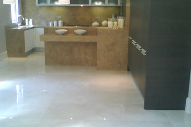 Minimalist home design photo in London