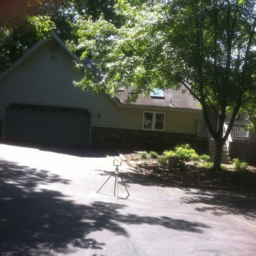 Versetta Stone & Crane SolidCore D7" Insulated Vinyl Siding - Sunset Hills, MO