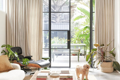 Photo of a mid-sized living room in Sydney.