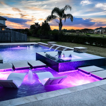 Swimming Pools & Out dooor Living