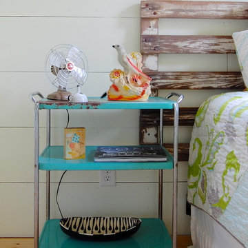My Houzz: Colorful Vintage Finds fill a Chic Modern Farmhouse