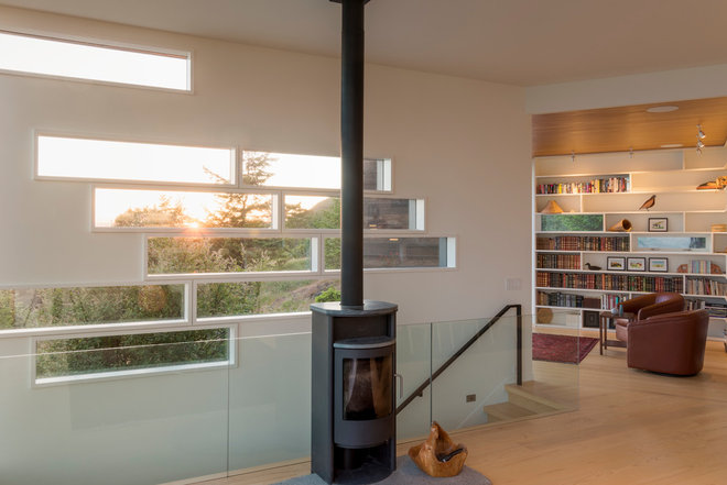 Contemporary Living Room by Prentiss Balance Wickline Architects