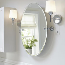 Main bathroom upstairs