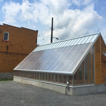 Solar-Powered Greenhouse in Pittsburgh
