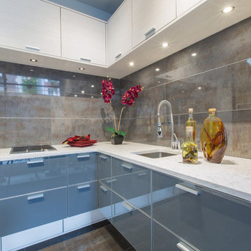 Acrylic - European Laminate Modern Kitchen