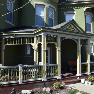 1604 Washington Porch