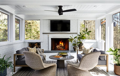 10 Ways to Enjoy a Screened Porch This Fall