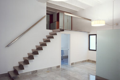 Foto de diseño residencial contemporáneo pequeño