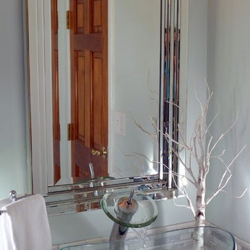 Bayshore Guest Bathroom