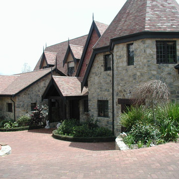 15th Century Tudor Castle (Replica)