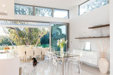 Inspiration for a modern dining room in Perth.
