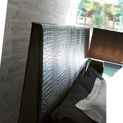 Bed sets call us 786-348-5407 - Products