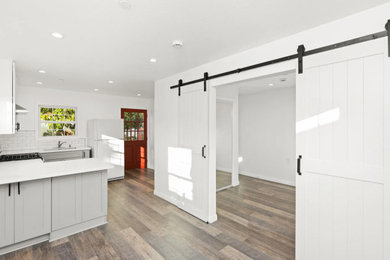 Example of a transitional home design design in Orange County
