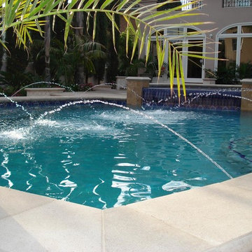 Custom Swimming Pool and Spa Design & Build