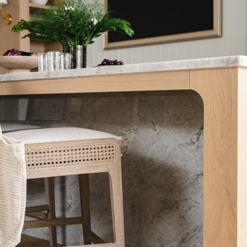 White Oak Island with Stone Waterfall Edge Detail