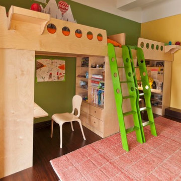 Nomad; Mirrored loft beds for two siblings