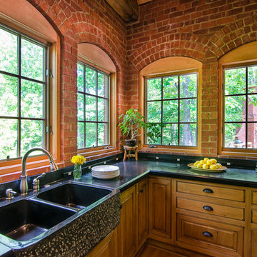 Pierce Lee Residence