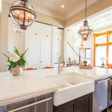 Stylish in the City - Traditional Urban Home