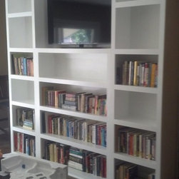 Custom made media bookshelves - Products