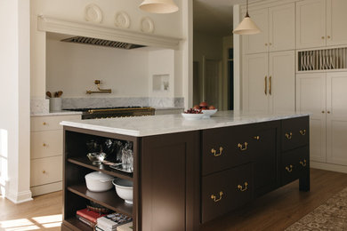 Kitchen - french country kitchen idea in Omaha