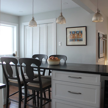 Victorian Lakefront Home (Hudson)