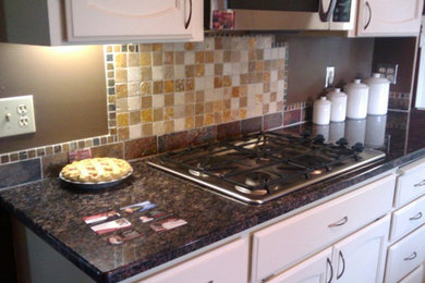 Kitchen - kitchen idea in Seattle