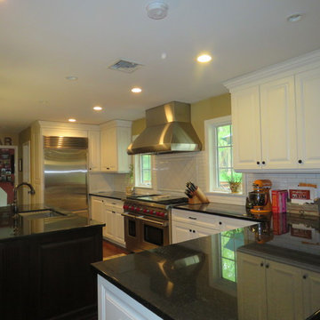 White / Mocha Kitchen