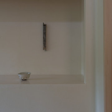 安 閑 居