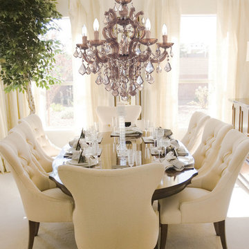 Maria Theresa Collection 6-Light 23" Antique Brass Chandelier