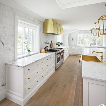 Simply White With Gold Accents