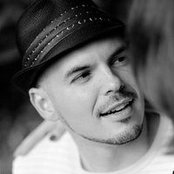 Jason Borzouyeh's photo