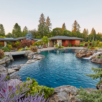 Seven Lakes Estate