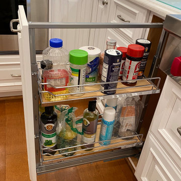 Pull-Out Rack Provides Convenient Storage