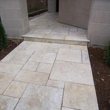 Formal Limestone in Lincoln Park