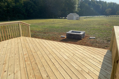 16x16 Freestanding Deck