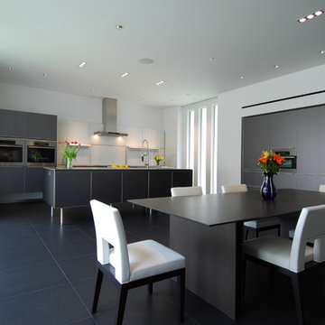 Contemporary Kitchen